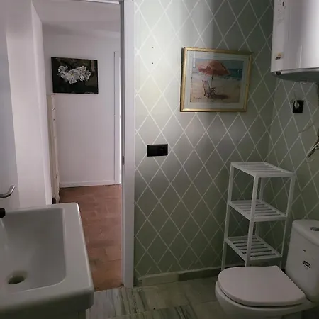 Andalusian Patio, Historic Center Apartment